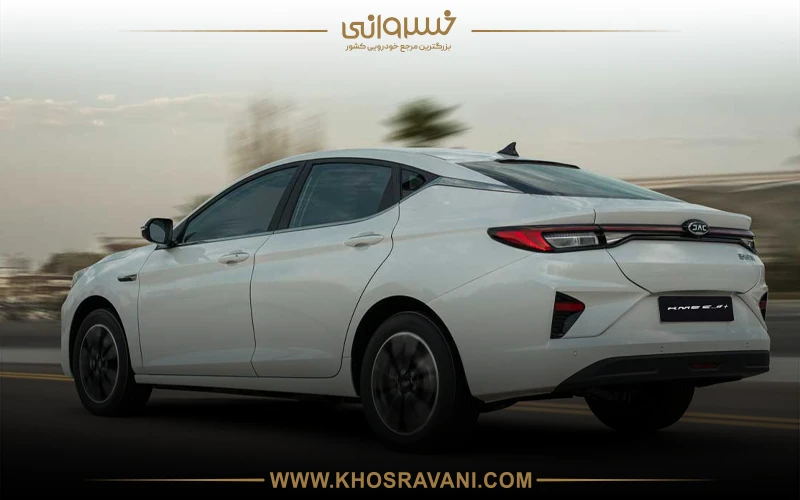 کی ام سی EJ7 پلاس