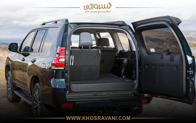 نمای عقب تویوتا پرادو 2023
